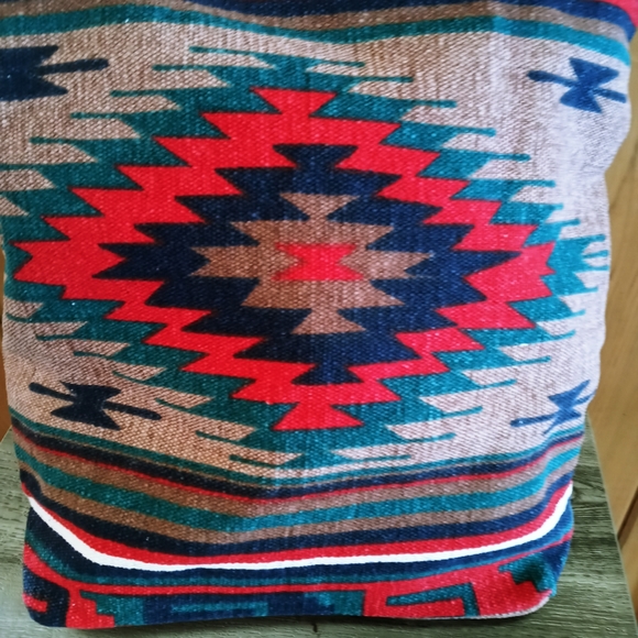 NWT Red Hills Tribal Tote - Picture 3 of 7